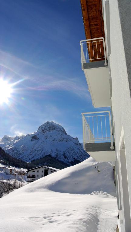 Schneekristall * Lech am Arlberg